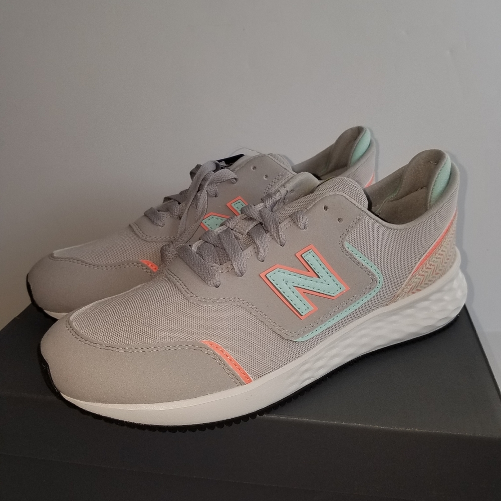 New Balance Fresh Foam X-70 Athletic KIDS shoes sz 7